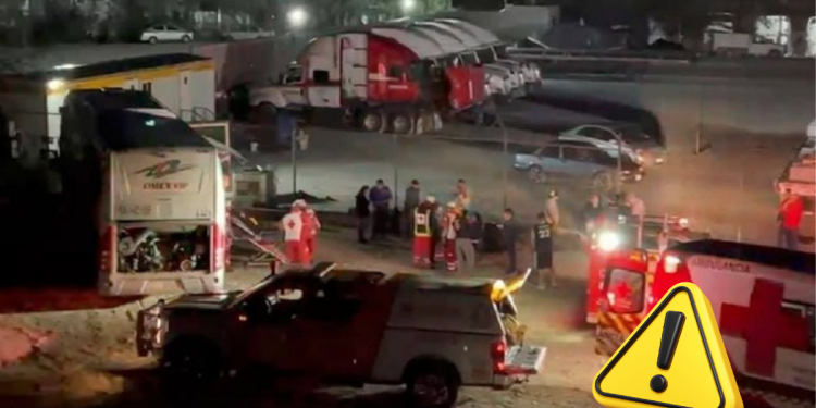 Carretera-a-Laredo-Accidente-Apodaca-Trabajador-fallecido-Autobús-OMEX