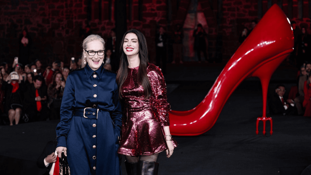 - LA VISION 360 Maryl Streep y Anne Hathaway en un evento especial de El Diablo Viste a la Moda 2 en México