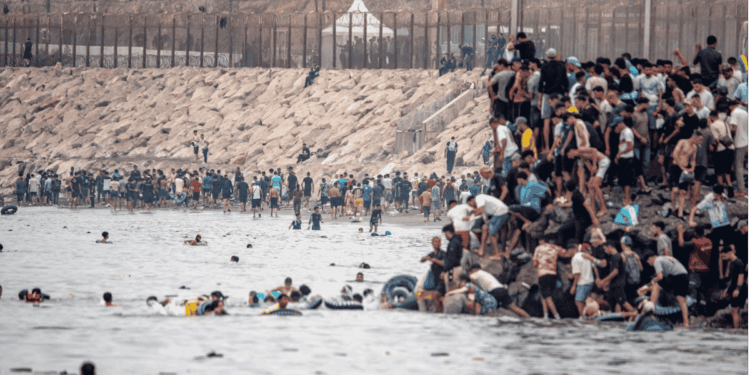 Crisis migratoria en Ceuta