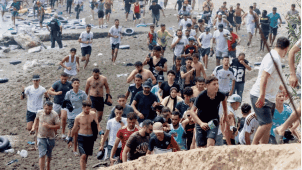 Crisis migratoria en Ceuta en la Frontera con Marruecos